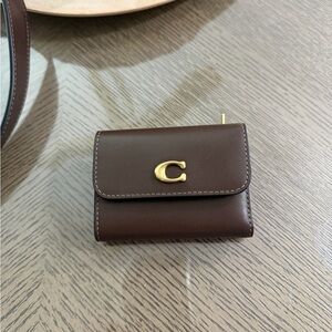 Coach Dark Brown Leather Wallet with Gold Accent Brass Maple